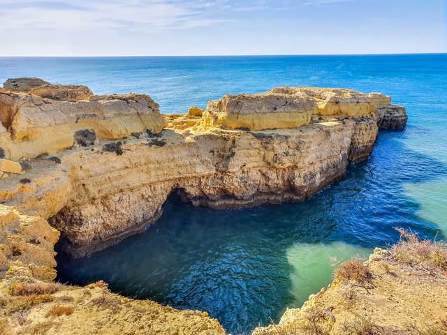 5 Reasons Many Americans Move to Algarve, Portugal
